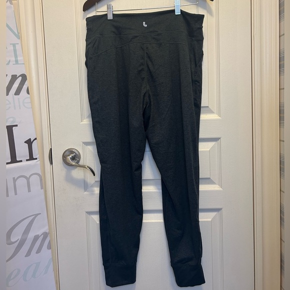 Lole Om Tech Joggers Sweatpants charcoal grey Women’s Size Large - Picture 3 of 4